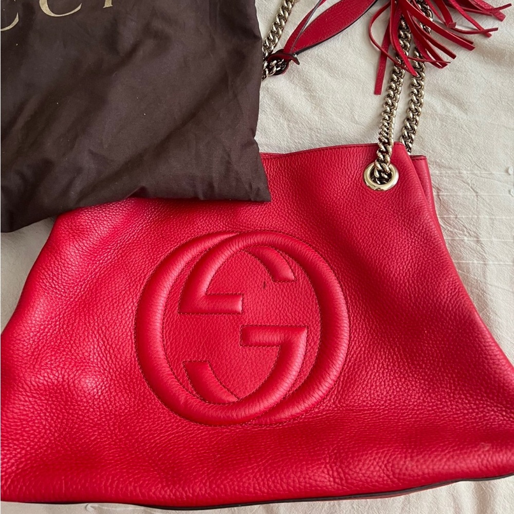 “SOLD*Gucci Soho Red Pebbled Leather Tassel Medium Chain Shoulder Bag Handbag